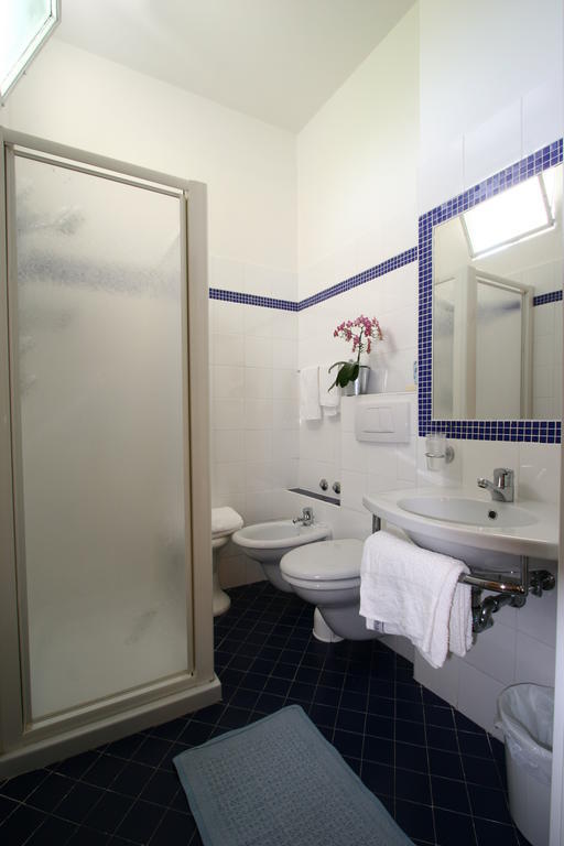 Hotel Onda Marina Misano Adriatico Habitación foto